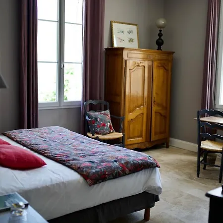 Tournefeuille La Cure Bed & Breakfast Saint-Emilion