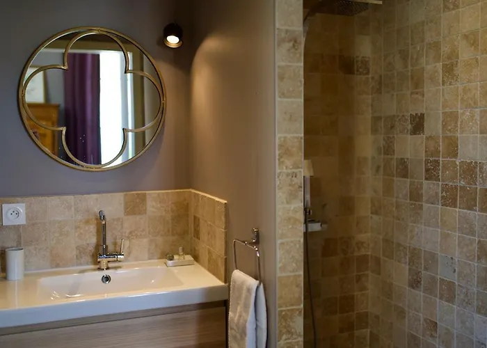 Tournefeuille La Cure Bed and breakfast Saint-Émilion