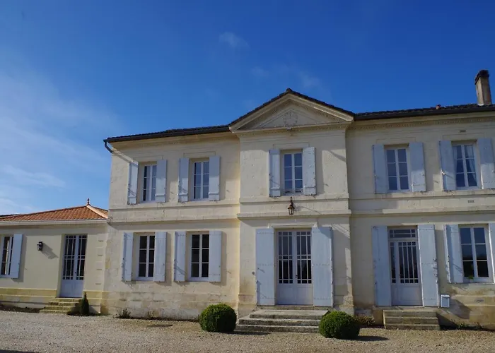 Tournefeuille La Cure Bed and breakfast Saint-Émilion